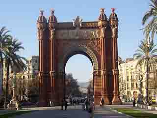  バルセロナ:  スペイン:  
 
 Triumphal arch (Arc de Trionf)